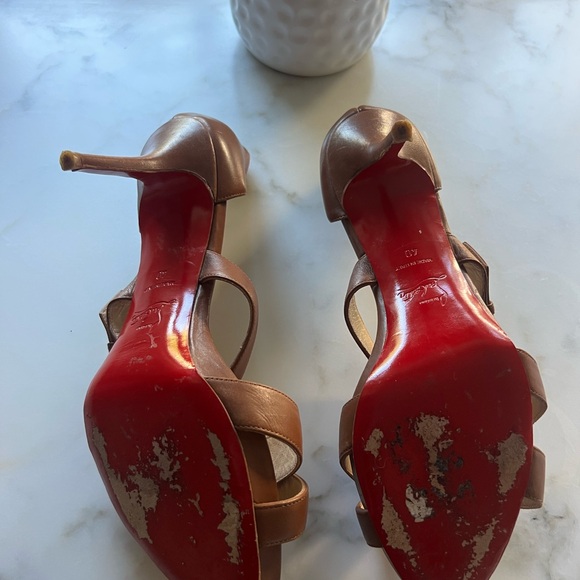 Christian Louboutin Tan Leather Heels with Buckle Detail - Picture 6 of 9